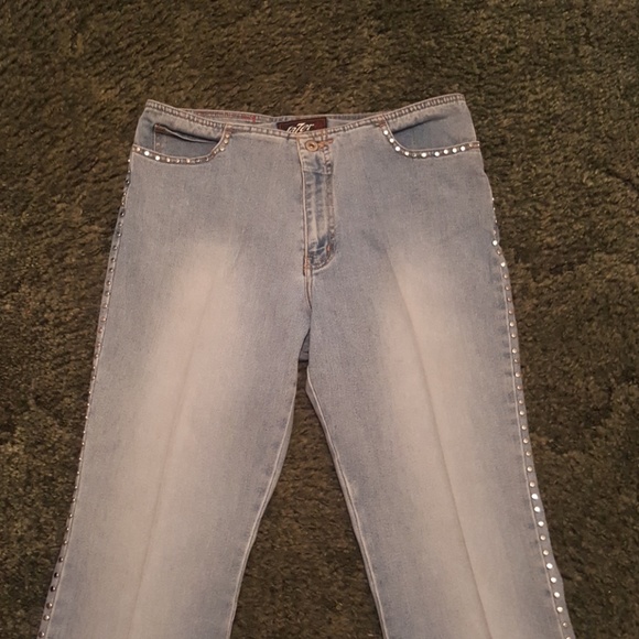 Mean Jeans - Picture 5 of 5